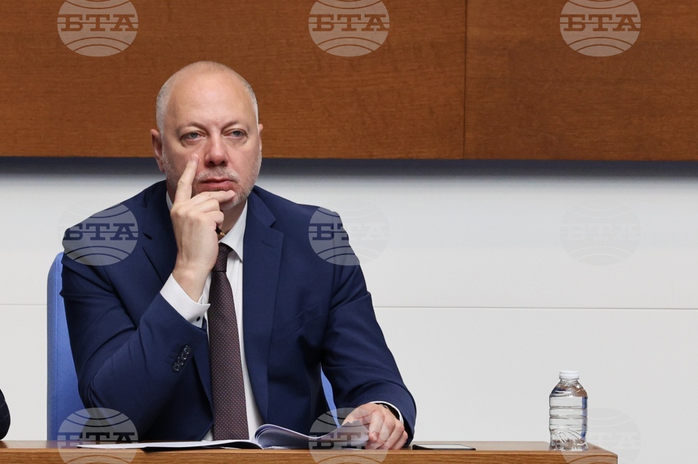 Парламент - вот на недоверие - дебати