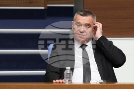 Парламент - вот на недоверие - дебати