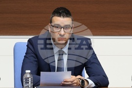 Парламент - вот на недоверие - дебати