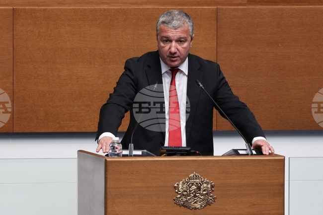 No Confidence Vote Is Harmful, but Debate on Fiscal Policy Is Useful, Says Dragomir Stoynev from BSP-United Left