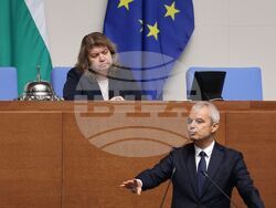 Парламент - вот на недоверие - дебати