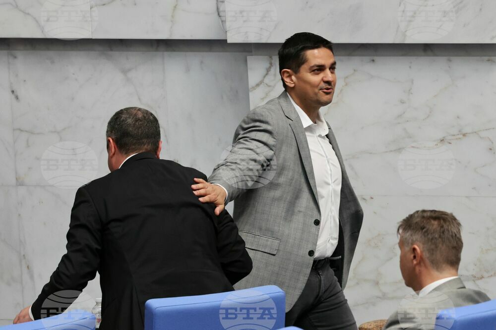 Парламент - вот на недоверие - дебати