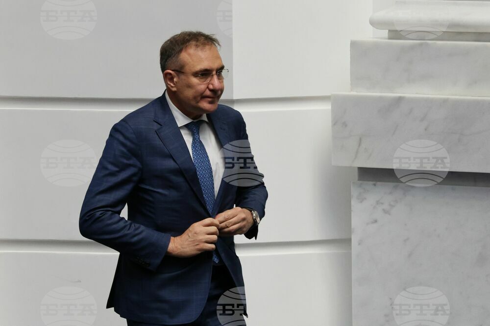 Социалният министър Борислав Гуцанов ще разговаря с представители на общините за подобряване на грижата за възрастните хора