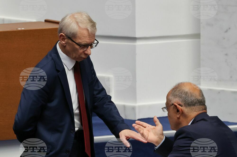 Парламент - вот на недоверие - дебати