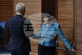 Парламент - вот на недоверие - дебати