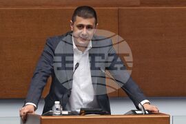 Парламент - вот на недоверие - дебати