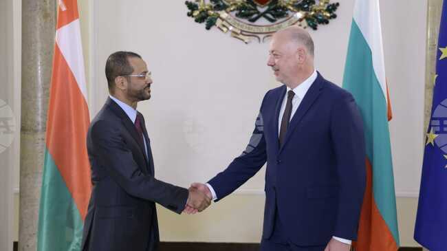 PM Zhelyazkov Thanks Omani Foreign Minister for Playing Key Role in Release of Bulgarian Sailors from Hijacked Galaxy Leader Ship