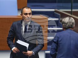 Парламент - вот на недоверие - дебати