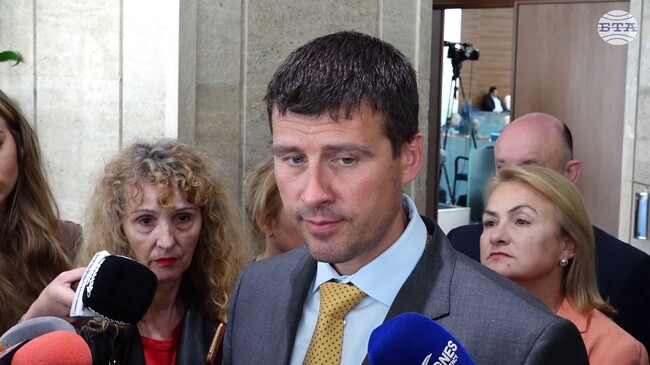 Четвърти вот на недоверие към кабинета са внесли „Величие“, но се надяват третият да е успешен