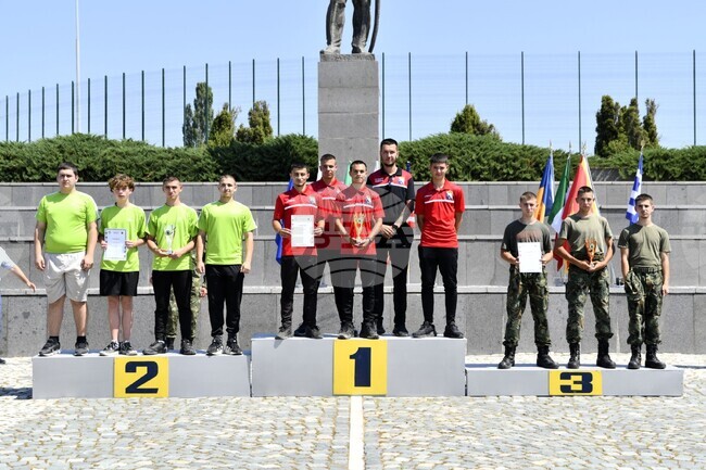 Габровски ученици са заели трето място в минитурнира „Приятели на Българската армия“