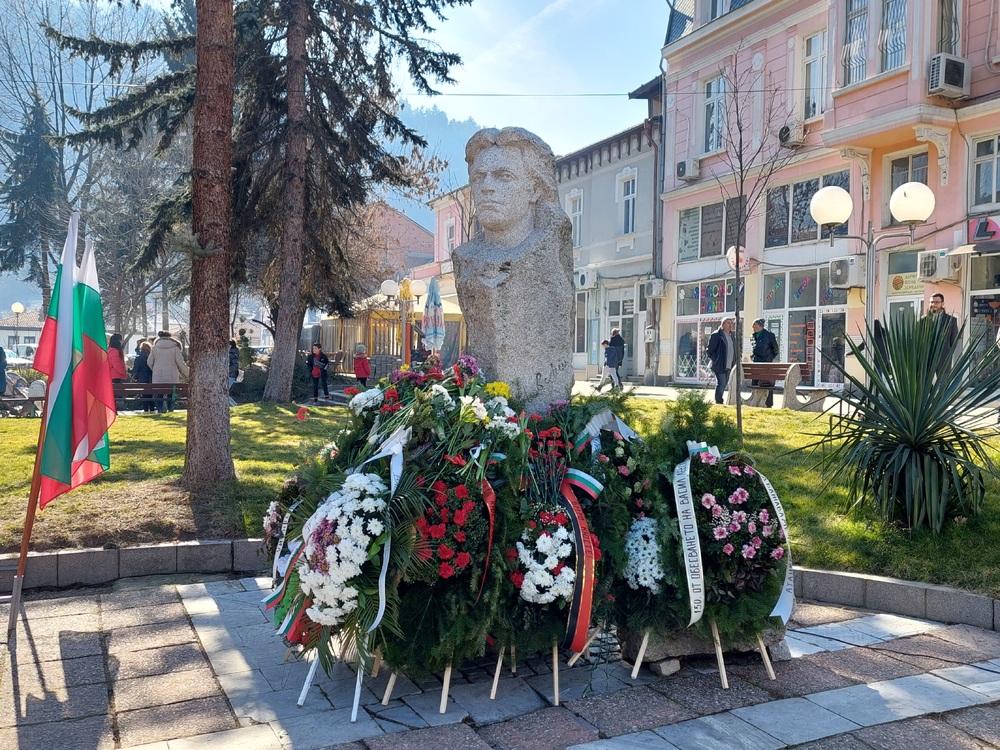 Община Кюстендил: Отбелязваме 150 години от гибелта на Апостола на свободата - Васил Левски