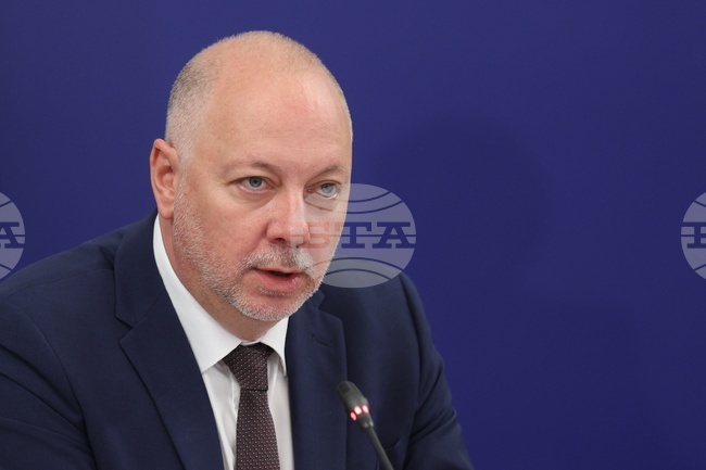 Възстановяват се заседанията на Координационното звено по Механизма за предотвратяване на отпадането на деца от училище, съобщи премиерът Желязков