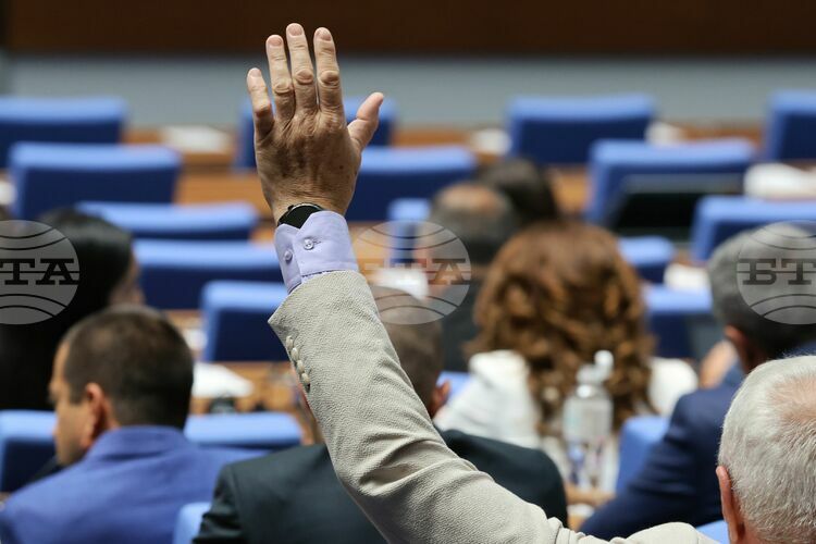 Parliament Debates No-Confidence Motion against Zhelyazkov Cabinet, Vote Scheduled for Friday