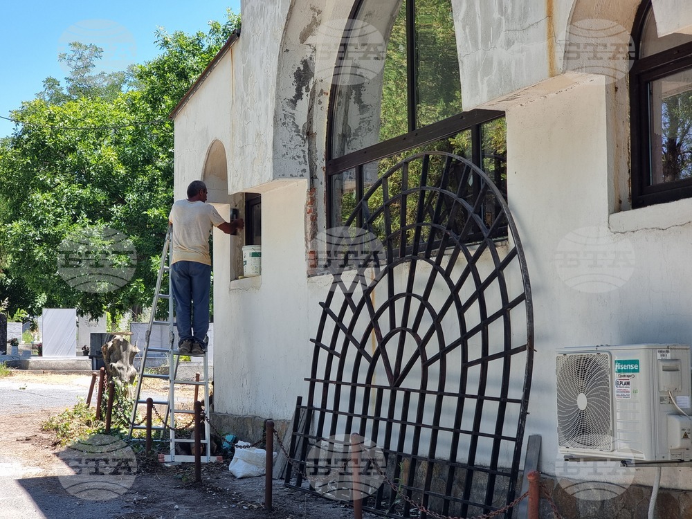 Кърджали - храм "Св. Архангел Михаил" - гробищен парк Снимка: Валентина Стоева