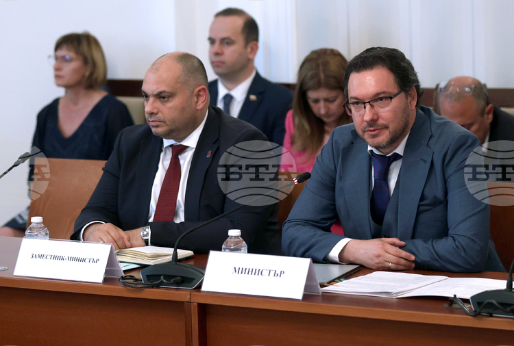Interior Ministry Has Repeatedly Dismissed Staff Unlawfully over the Years, Minister Mitov Says