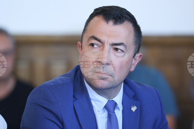 Множество предизвикателства поставят сектора на земеделието в трудна ситуация, каза зам.-министър Янислав Янчев