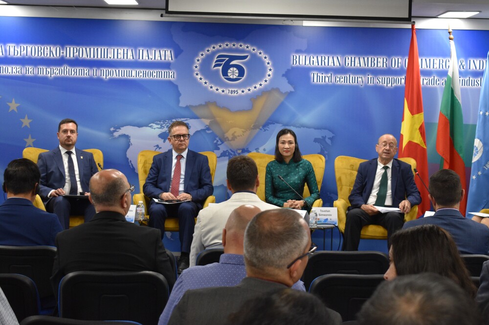 Bulgaria-Vietnam Business Forum for Economic Cooperation Held in Sofia