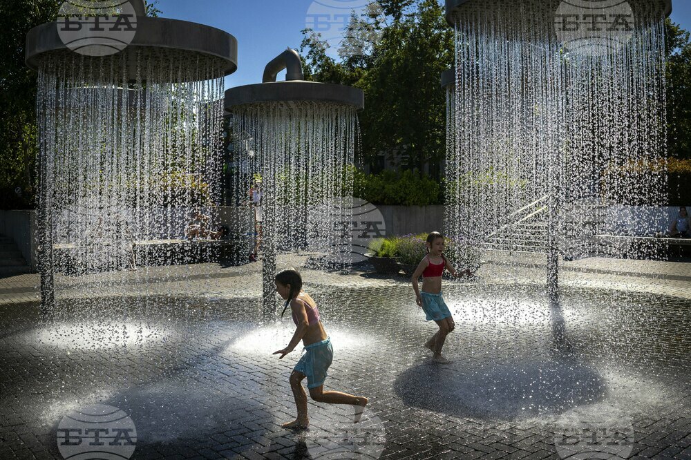 APTOPIX Lithuania Extreme Weather Heat
