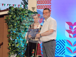 Село Царевец - „Старите песни на нов глас“  - конкурс - награждаване