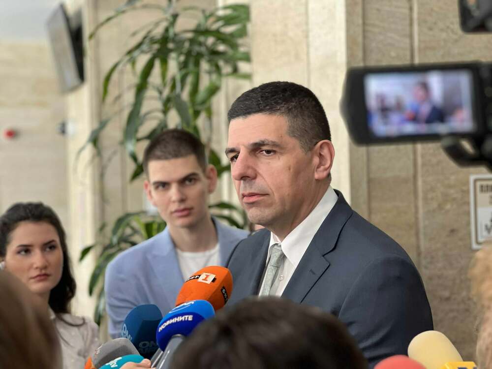 ДБ: За кого е неудобно полицаите да носят бодикамери, а колите на НСО да са с видеорегистратори