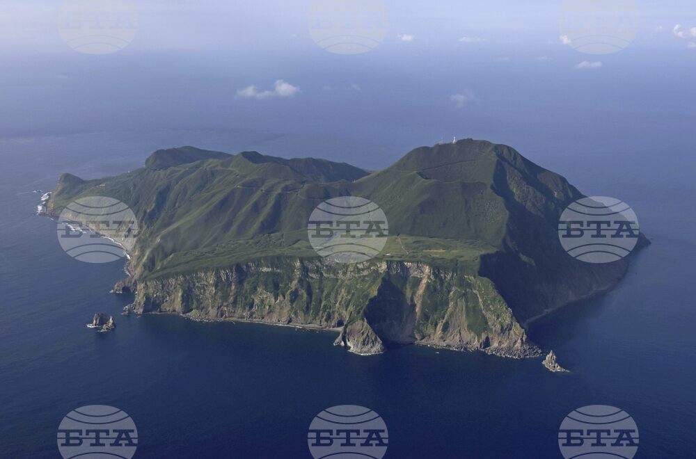 Япония съобщи, че е открила редкоземни елементи по време на дълбоководна проучвателна мисия