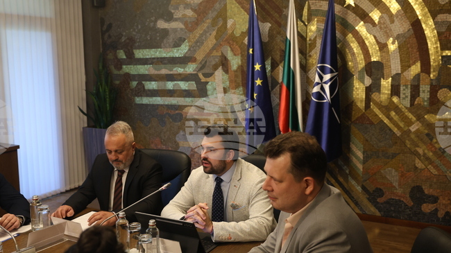 Foreign Minister Georg Georgiev, Ljupcho Georgievski Meet with Foreign Diplomats