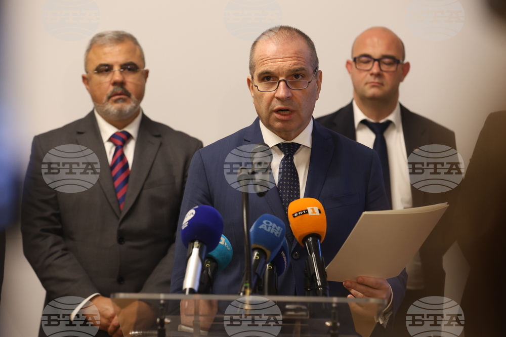 Съставени са общо 114 акта и са наложени глоби за 96 800 лв. на фирма превозвач, съобщи министър Караджов