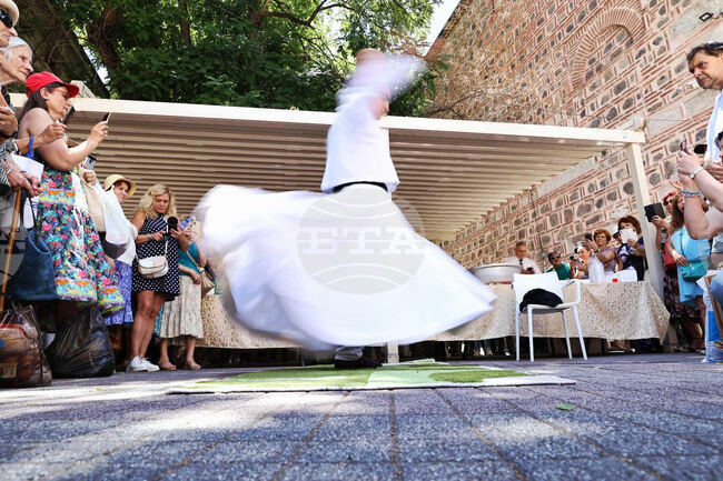 Пловдив чества „Ден на ашурето“ 