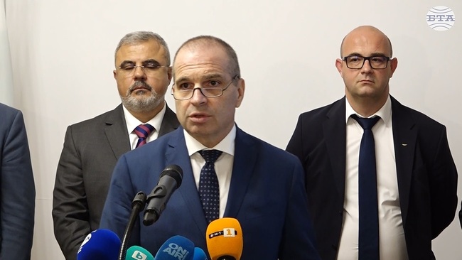 Общо 517 млн. лв. допълнително са отпуснати за железопътната реформа по ПВУ, съобщи министърът на транспорта