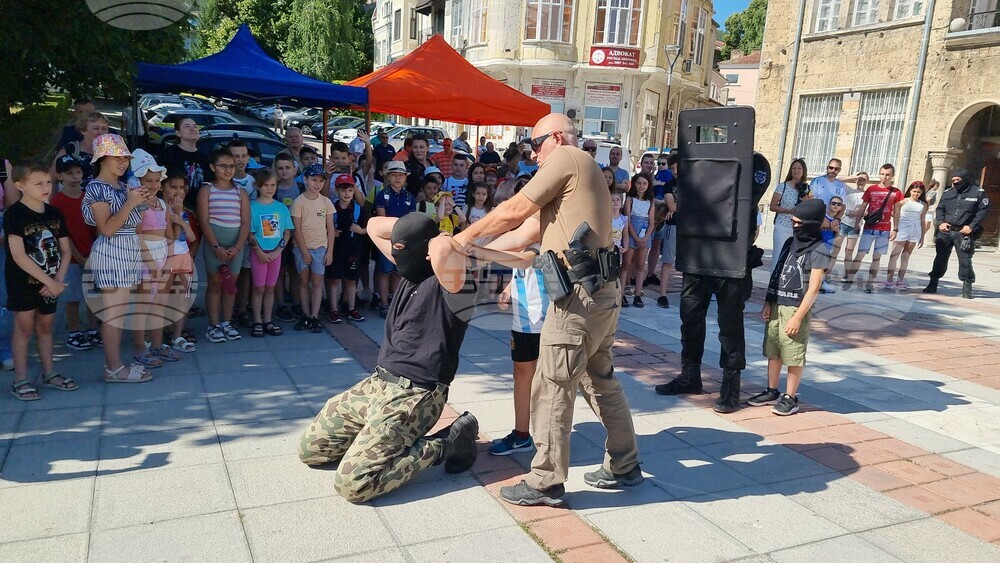 Шумен - полиция - ден на отворените врати