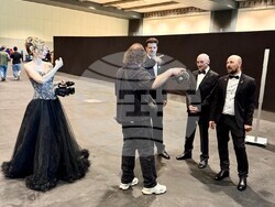 Филм и книга разказват за стилист Капанов, снимки – личен архив на Кръстю Капанов и Оля Желева