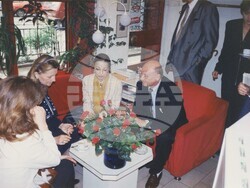 Филм и книга разказват за стилист Капанов, снимки – личен архив на Кръстю Капанов и Оля Желева