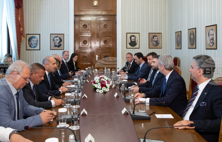 Bulgaria and Turkiye Explore Deeper Cooperation in Transport, Energy and Defence