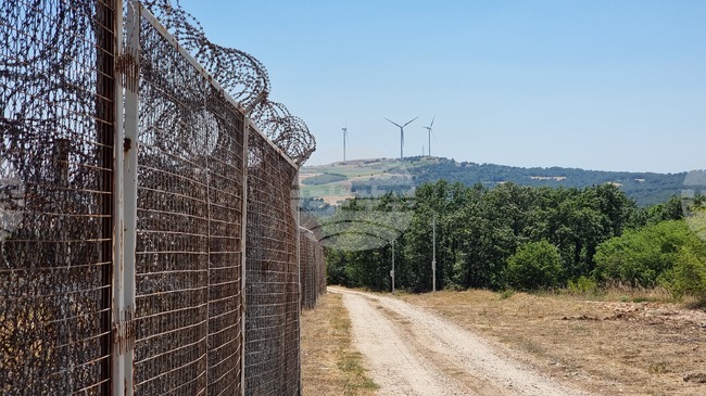Moroccan Migrant Shot and Wounded during Illegal Border Crossing