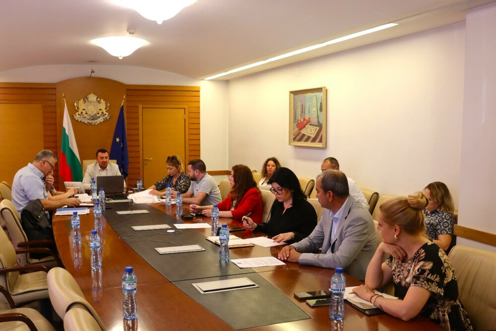 Interdepartmental Task Force Holds First Meeting on Preserving Kabiuk's Cultural Heritage