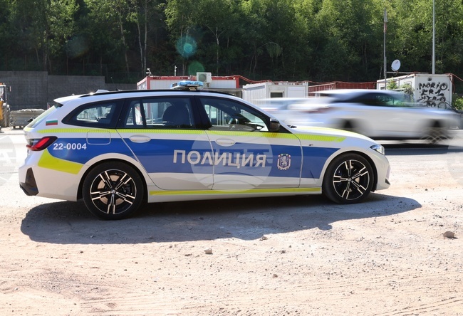 Един човек е загинал, а други 25 са ранени при 22 тежки пътни инцидента в страната