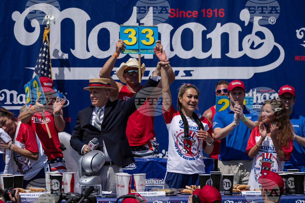 Fourth of July Hot Dog Contest