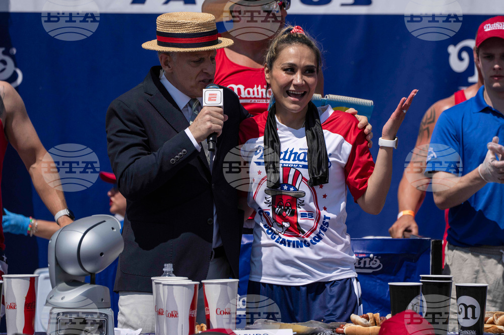 Fourth of July Hot Dog Contest