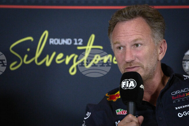 Шефът на Ред Бул Кристиан Хорнер заяви, че Макс Ферстапен възнамерява да остане в отбора и през 2026 година