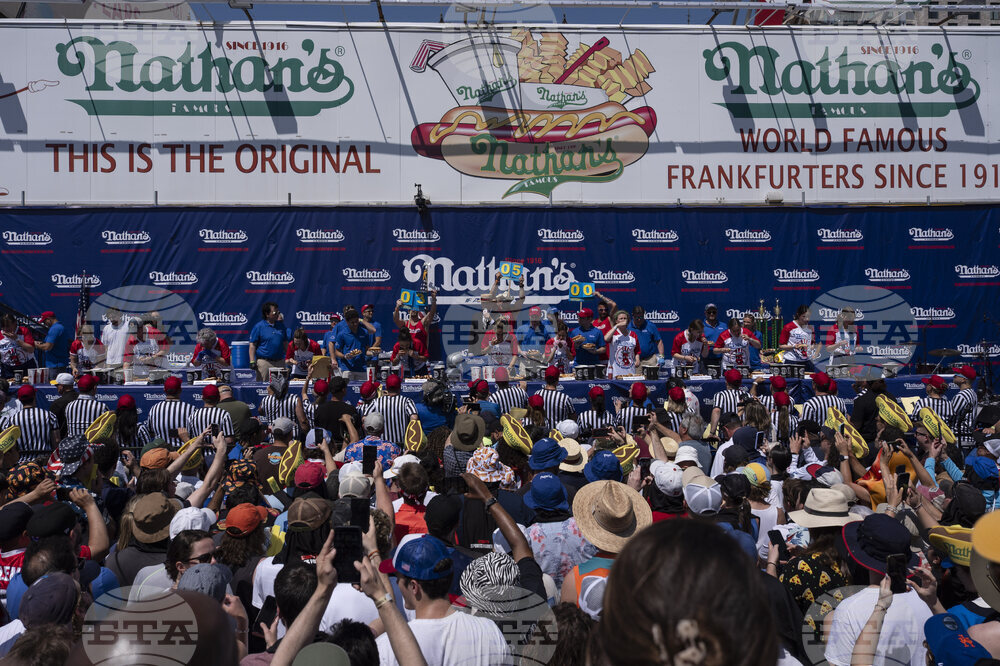 Fourth of July Hot Dog Contest