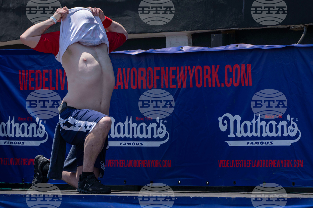 Fourth of July Hot Dog Contest
