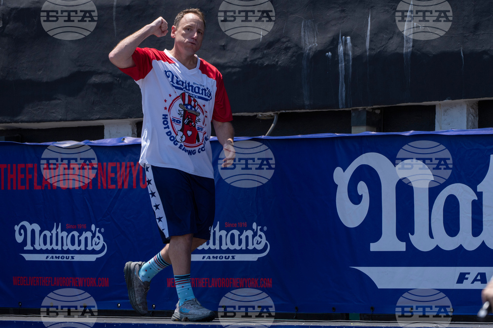 Fourth of July Hot Dog Contest