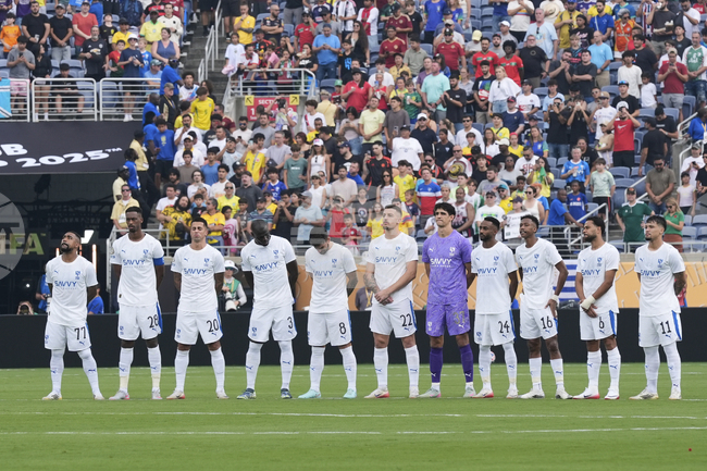 Сълзи сред португалските футболисти преди четвъртфиналите на Световното клубно първенство заради трагедията с Диого Жота