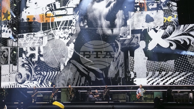 Мъж починал след падане по време на концерт на "Оейзис" в Лондон 