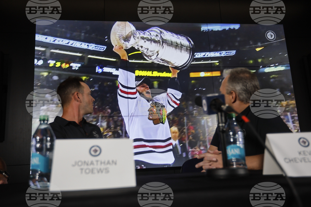 Jets Toews Hockey