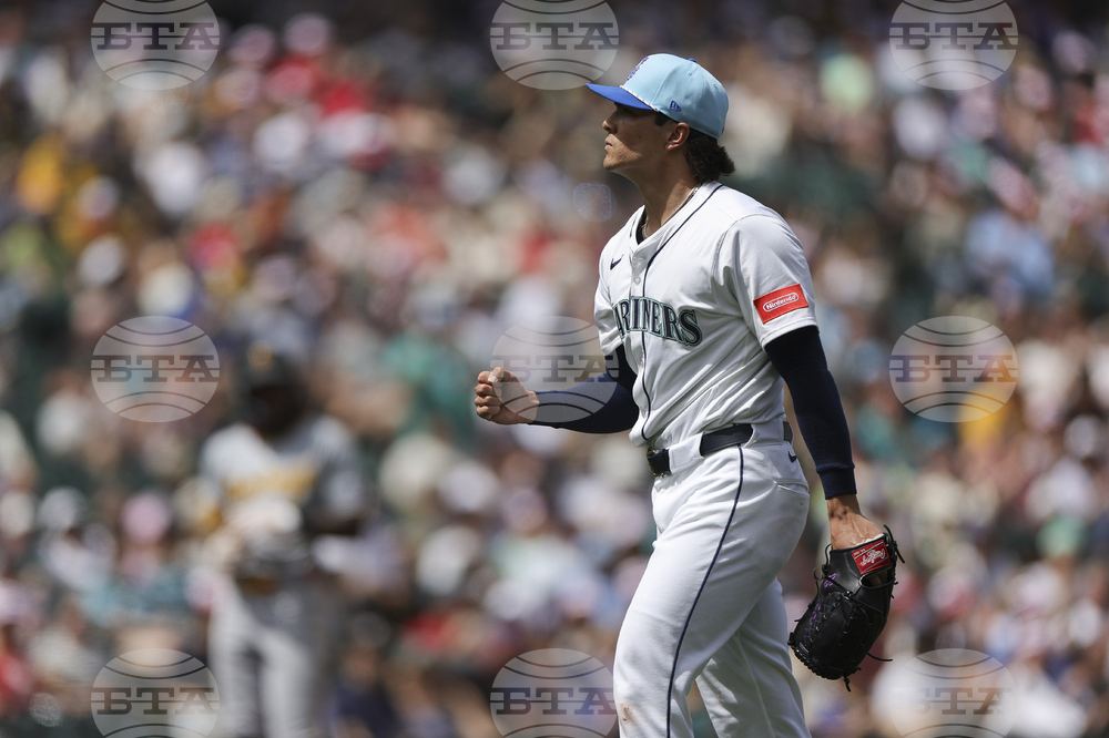 Pirates Mariners Baseball