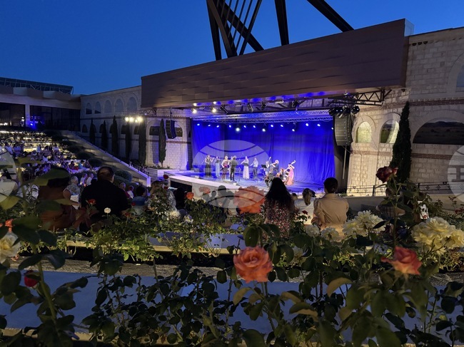 С разнообразна програма продължава първият фестивал "Камджалов" в Долината на розите в комплекс "Дамасцена" край Павел баня