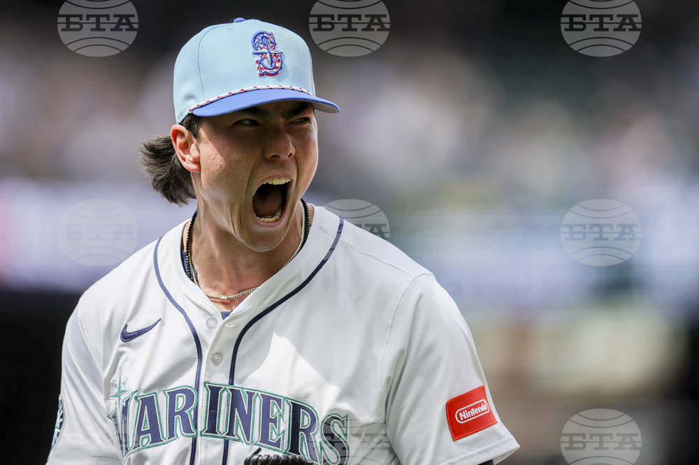 Pirates Mariners Baseball