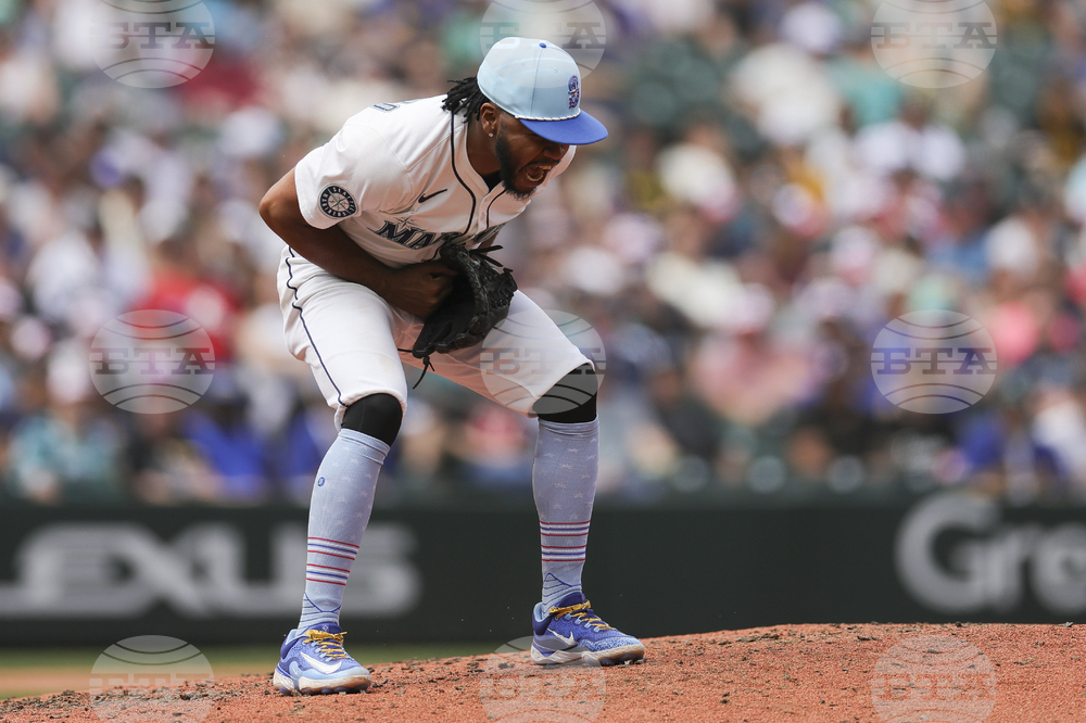 Pirates Mariners Baseball
