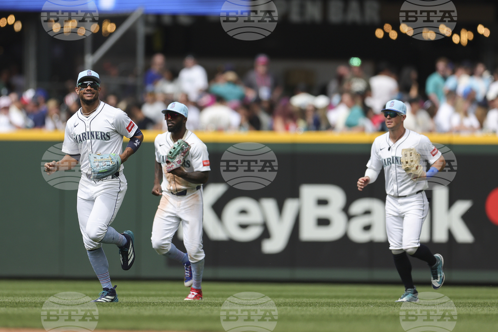Pirates Mariners Baseball